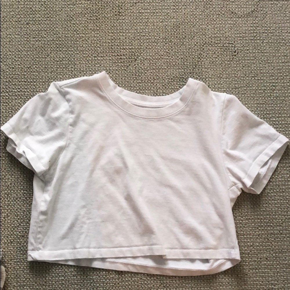 Basic white top